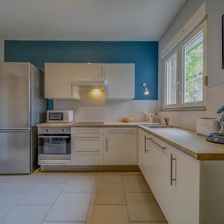 Le Citadin - Proche Centre Apartment *